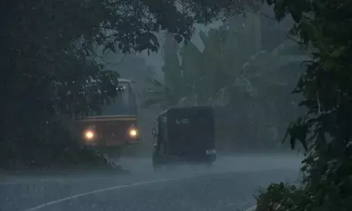 സംസ്ഥാനത്ത് ഇന്നും മഴ കനക്കും; കണ്ണൂരും കാസര്‍കോട്ടും ഓറഞ്ച് അലര്‍ട്ട്: എട്ട് ജില്ലകളില്‍ യെല്ലോ അലര്‍ട്ട്