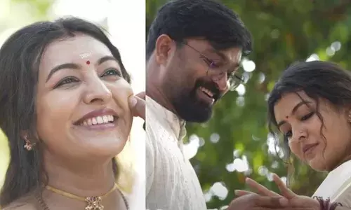 സിമ്പിളി ദുര്‍ഗ എന്ന പേരില്‍ പുതിയ യുട്യൂബ് ചാനല്‍;  ആദ്യ വീഡിയോയിലൂടെ പങ്കുവച്ചത് ജീവിതത്തിലെ ഏറ്റവും വലിയ സന്തോഷം; ഞങ്ങള്‍ക്ക് നിങ്ങളോടൊരു കുഞ്ഞുരഹസ്യം പറയാനുണ്ട്;  അമ്മയാകാന്‍ ഒരുങ്ങി നടി ദുര്‍ഗ കൃഷ്ണ