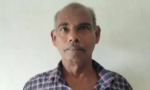 സാമ്പത്തിക സഹായം കുറഞ്ഞുപോയതെന്ന് ആക്ഷേപം; വൈദികനെ കുത്തി പരുക്കേല്‍പ്പിച്ച കാസര്‍കോട് സ്വദേശി അറസ്റ്റില്‍