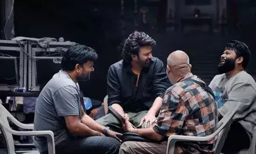 ഇപ്പോൾ എല്ലാവരും ചിരിക്കുകയാണ്..പക്ഷേ..!; പ്രഭാസ് ചിത്രം രാജാ സാബിന്‍റെ പുത്തൻ അപ്ഡേറ്റ് പുറത്ത്; കടുത്ത ആവേശത്തിൽ ആരാധകർ