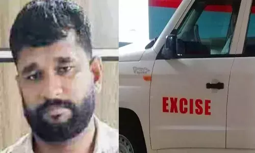 സ്‌കൂട്ടറിൽ കറങ്ങി നടക്കുന്നത് ശ്രദ്ധിച്ചു; പരിശോധനയിൽ മദ്യ വിൽപ്പന കൈയ്യോടെ പൊക്കി; 14.5 ലിറ്റര്‍ വരെ പിടിച്ചെടുത്തു; യുവാവിനെ അറസ്റ്റ് ചെയ്ത് എക്‌സൈസ്