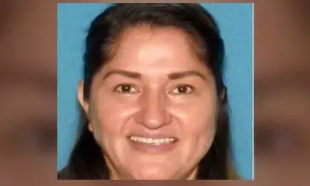 ഹൂസ്റ്റണിലെ വീട്ടില് ഭാര്യയെ കൊലപ്പെടുത്തിയ കേസില് സ്ത്രീ കുറ്റക്കാരിയല്ലെന്ന് ജൂറി ഹൂസ്റ്റണിലെ വീട്ടില് ഭാര്യയെ കൊലപ്പെടുത്തിയ കേസില് സ്ത്രീ കുറ്റക്കാരിയല്ലെന്ന് ജൂറി