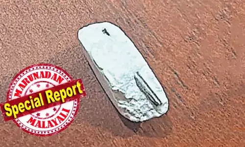 പനി ബാധിച്ച എട്ടു വയസ്സുകാരന് നല്‍കിയ ഗുളികയ്ക്കുള്ളില്‍ ലോഹക്കഷ്ണം;  ഗുളിക നല്‍കിയത് ജനകീയാരോഗ്യ കേന്ദ്രത്തില്‍ നിന്നും: കമ്പിക്കഷ്ണം കിട്ടിയത് സര്‍ക്കാര്‍ കമ്പനിയായ കെഎംസിഎല്‍ വഴി നല്‍കിയ പാരാസെറ്റമോളില്‍ നിന്നും