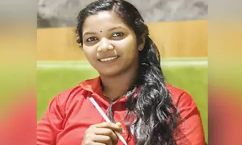 പ്ലാസ്റ്റിക്കിന് പകരം ജൈവ പേന; കോളേജ് വിദ്യാര്‍ത്ഥിനിയുടെ സ്റ്റാര്‍ട്ടപ്പിന് രണ്ട് ലക്ഷം രൂപയുടെ സര്‍ക്കാര്‍ ഗ്രാന്റ്