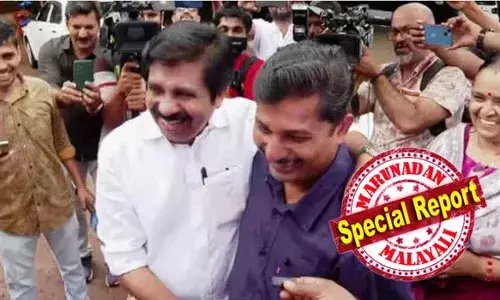 പോളിംഗ് ബൂത്തില്‍ കണ്ട് പരസ്പ്പരം ആശ്ലേഷിച്ച് ആര്യാടന്‍ ഷൗക്കത്തും എം സ്വരാജും; ആശങ്ക തോന്നിയിട്ടില്ലെന്ന് എം സ്വരാജ്; വലിയ  ഭൂരിപക്ഷം പ്രതീക്ഷിക്കുന്നുവെന്ന് ഷൗക്കത്തും; വോട്ടെണ്ണിക്കഴിഞ്ഞാല്‍ ആര്യാടന് കഥ എഴുതാന്‍ പോകാമെന്ന് അന്‍വറും; നിലമ്പൂരില്‍ കനത്ത മഴക്കിടയില്‍ വേട്ടെടുപ്പ് പുരോഗമിക്കുന്നു