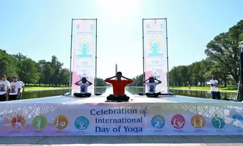 അന്താരാഷ്ട്ര യോഗ ദിനത്തില് ഇന്ത്യന് എംബസി യോഗ സെഷന് സംഘടിപ്പിച്ചു അന്താരാഷ്ട്ര യോഗ ദിനത്തില് ഇന്ത്യന് എംബസി യോഗ സെഷന് സംഘടിപ്പിച്ചു