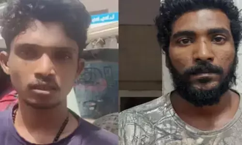 മോഷ്ടിച്ച ബൈക്കുമായി കറങ്ങി നടക്കും; തക്കം നോക്കിയെത്തി മാല പൊട്ടിച്ച് കടന്നുകളയും; കേസിൽ രണ്ടുപേർ പിടിയിൽ