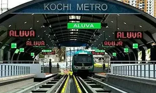 കൊച്ചി മെട്രോ വിദ്യാര്‍ത്ഥികള്‍ക്കായി പുതിയ പ്രതിമാസ, ത്രൈമാസ പാസ്; ജൂലൈ 1 മുതല്‍ പ്രാബല്യത്തില്‍