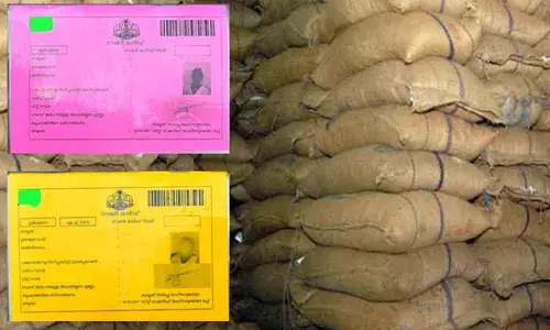 മഞ്ഞ, പിങ്ക് റേഷന്‍ കാര്‍ഡ്; മസ്റ്ററിങ് നടത്താത്ത അഞ്ച് ലക്ഷം കുടുംബങ്ങള്‍ക്ക് അടുത്ത മാസം മുതല്‍ റേഷന്‍ മുടങ്ങും