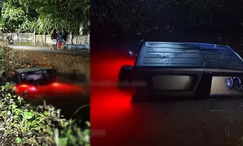 ഗൂഗിള്‍ മാപ്പ് നോക്കി യാത്ര ചെയ്തു; ജീപ്പുമായി യുവാവ് തോട്ടില്‍ വീണു