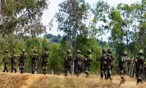 കശ്മീരില്‍ ഉദ്ദംപൂരില്‍ സുരക്ഷാസേനയും ഭീകരരുമായി ഏറ്റുമുട്ടല്‍; അമര്‍നാഥ് യാത്രയ്ക്ക് തൊട്ടുമുമ്പുള്ള ഏറ്റുമുട്ടല്‍ ആശങ്കയുണ്ടാക്കുന്നു