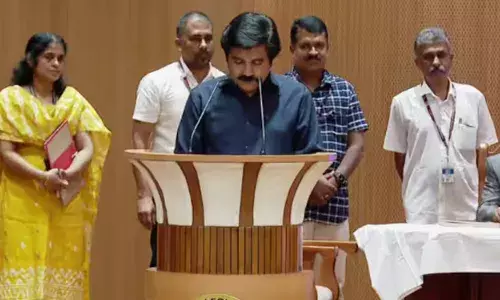 ദൈവനാമത്തില്‍ ആര്യാടന്‍ ഷൗക്കത്തിന്റെ സത്യപ്രതിജ്ഞ; ചടങ്ങില്‍ മുഖ്യമന്ത്രിയും പ്രതിപക്ഷ നേതാവും;  ആശംസകള്‍ നേര്‍ന്ന് നേതാക്കള്‍;  ജനങ്ങളുടെ കൂടെയുണ്ടാവുമെന്ന് പ്രതികരണം