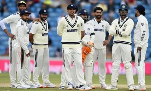 എഡ്ജ്ബാസ്റ്റമിലെ പിച്ച് പരമ്പരാഗതമായി സ്പിന്നര്‍മാരെ തുണക്കും;  ജഡേജയെ ഒഴിവാക്കിയിട്ടാണെങ്കിലും കുല്‍ദീപ് യാദവിനെ കളിപ്പിക്കണം;  ബുമ്ര വിശ്രമിച്ചാല്‍ അര്‍ഷദീപ് സിങിനെ ഇറക്കണം; നിര്‍ദേശവുമായി മുന്‍ ഇംഗ്ലണ്ട് താരങ്ങള്‍