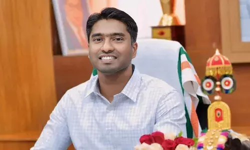 തൃശൂര്‍ ജില്ലയിലെ വിദ്യാഭ്യാസ സ്ഥാപനങ്ങളുടെ അവധിയില്‍ മാറ്റം; അവധി ബാധകം തൃശൂര്‍ വിദ്യാഭ്യാസ ജില്ലയിലെ സ്‌കൂളുകള്‍ക്ക് മാത്രമെന്ന് കളക്ടര്‍