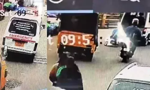 ഓടിക്കൊണ്ടിരുന്ന ആംബുലന്‍സില്‍ നിന്ന് രോഗി തെറിച്ച് റോഡില്‍ വീണു; തലയ്ക്ക് പരുക്കേറ്റു