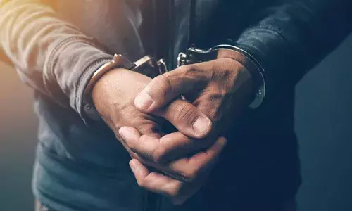 വയറു വേദനയെ തുടര്‍ന്ന് ആശുപത്രിയിലെത്തിയ 14കാരി രണ്ടു മാസം ഗര്‍ഭിണി; ആര്യനാട്  56കാരന്‍ അറസ്റ്റില്‍