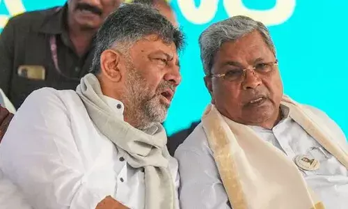 ഡി.കെ.ശിവകുമാര്‍ മൂന്ന് മാസത്തിനകം കര്‍ണാടക മുഖ്യമന്ത്രിയാകും? സിദ്ധരാമയ്യയെ മാറ്റുമെന്ന അഭ്യൂഹം ശക്തം; മന്ത്രിസഭാ വികസനവും ചര്‍ച്ചയായേക്കും;  ഇടഞ്ഞ എംഎല്‍എമാരെ വരുതിയിലാക്കാന്‍ തിരക്കിട്ട നീക്കം;  എല്ലാം ഹൈകമാന്‍ഡ് തീരുമാനിക്കുമെന്ന് ഖാര്‍ഗെ