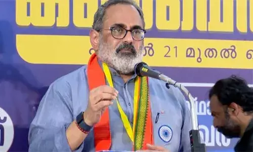 നിലമ്പൂര്‍ ഉപതെരഞ്ഞെടുപ്പില്‍ രാജീവ് ചന്ദ്രശേഖറിന്റെ പ്രതികരണം തിരിച്ചടിയായി; എല്ലാം കച്ചവടക്കണ്ണോടെ കാണാന്‍ കഴിയില്ല; ബിജെപി കോര്‍ കമ്മിറ്റി യോഗത്തില്‍ രാജീവിനെതിരെ വിമര്‍ശനവുമായി സുരേന്ദ്രന്‍ പക്ഷം