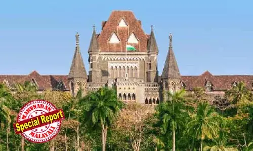 പ്ലസ് വണ്‍ വിദ്യാര്‍ഥിനി വീട്ടിലേക്കു മടങ്ങുന്നതിനിടെ കൈയ്യില്‍ പിടിച്ച് ഐ ലവ് യു എന്ന് പറഞ്ഞു;  പേരു പറയാന്‍ നിര്‍ബന്ധിച്ചു; പോക്സോ കേസില്‍ കുരുങ്ങിയ 35കാരന് മൂന്ന് വര്‍ഷം തടവുശിക്ഷ;  ഐ ലവ് യു എന്ന് പറയുന്നത് ലൈംഗികാതിക്രമമല്ലെന്ന് ബോംബെ ഹൈക്കോടതി; പിന്നാലെ മോചനം