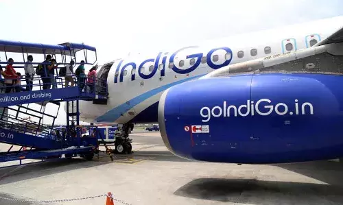 മുംബൈ- മാഞ്ചസ്റ്റര്‍ ഇന്‍ഡിഗോ ഡയറക്റ്റ് ഫ്ളൈറ്റ് പറന്നു തുടങ്ങി; പത്ത് മണിക്കൂറില്‍ മുബൈയില്‍ എത്താം