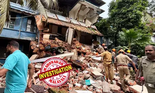 വലിയ ശബ്ദം കേട്ടാണ് സംഭവസ്ഥലത്തേക്ക് ഓടിയെത്തിയത്;  ഒരു കുട്ടി കെട്ടിടാവശിഷ്ടങ്ങള്‍ക്കിടയില്‍ കുടുങ്ങി കരയുന്നത് കണ്ടു; കുഞ്ഞിനെ ഒരു പയ്യന്‍ സാഹസികമായി രക്ഷിച്ചുവെന്ന് ദൃക്സാക്ഷി;  ഒരു സ്ത്രീയെ കാണാനില്ലെന്ന് സംശയം; ഉപയോഗത്തിലുള്ള കെട്ടിടമല്ല ഇടിഞ്ഞുവീണതെന്ന് മന്ത്രിമാര്‍