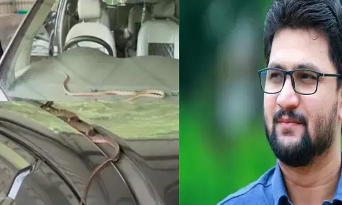 വീട്ടിലെത്തി വാഹനത്തിൽ നിന്നിറങ്ങി നോക്കിയപ്പോൾ അകത്തിരിക്കുന്ന ആളെ കണ്ടത്..; എല്ലാവരും ശ്രദ്ധിക്കണേ..!; മഴക്കാലത്ത് ഒരു മുന്നറിയിപ്പ് പോസ്റ്റുമായി എംൽഎൽഎ