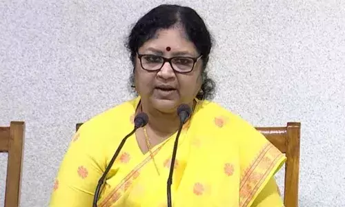 വീണ ജോര്‍ജിനെ ഒറ്റതിരിഞ്ഞ് ആക്രമിക്കാന്‍ ശ്രമം നടക്കുന്നു; മരിച്ച ബിന്ദുവിന്റെ ബന്ധുക്കളെ കാണേണ്ട സമയത്ത് കാണും; മന്ത്രിമാരെ ന്യായീകരിച്ചു മന്ത്രി ആര്‍ ബിന്ദു