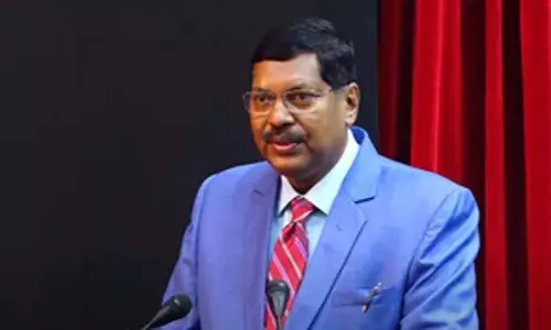 മാന്യമായി പെരുമാറുക, അത് എല്ലാവരുടേയും രക്തസമ്മര്‍ദം കുറയ്ക്കാന്‍ സഹായിക്കും; അഞ്ചു മണി വരെയുള്ള ജോലിയല്ല ജഡ്ജിന്റെത്; ന്യായാധിപര്‍ക്ക് ഉപദേശവുമായി ചീഫ് ജസ്റ്റിസ്