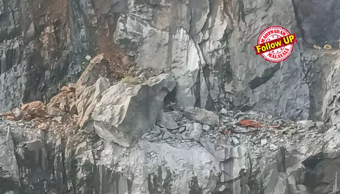 120 ഏക്കറിലെ പാറമടയില്‍ വീണത് കൂറ്റന്‍ പാറകള്‍;  ചെങ്കുളം ക്വാറിയില്‍ നിന്ന് ഒരു തൊഴിലാളിയുടെ മൃതദേഹം കണ്ടെടുത്തു; രണ്ടാമത്തെ ആള്‍ക്കായുള്ള തിരച്ചില്‍ ഇന്നത്തേക്ക് നിര്‍ത്തി വച്ചു; വീണ്ടും പാറയിടിയുന്നത് രക്ഷാപ്രവര്‍ത്തനത്തിന് വന്‍വെല്ലുവിളി; നാളെ രാവിലെ തിരച്ചില്‍ പുനരാരംഭിക്കും