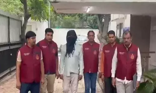 യാത്രയ്ക്കായി ടാക്‌സി വിളിച്ച ശേഷം ഡ്രൈവറെ കൊലപ്പെടുത്തും; വാഹനം നേപ്പാളിലേക്ക് കടത്തി മറിച്ചു വില്‍ക്കും: സീരിയല്‍ കില്ലര്‍ അറസ്റ്റില്‍