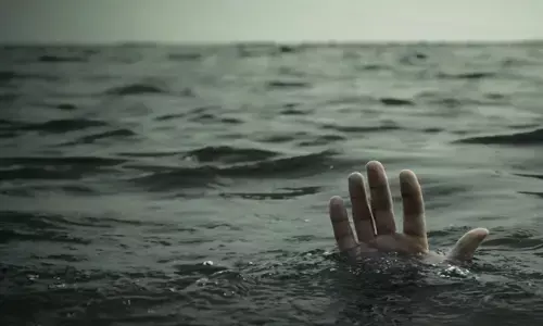 അണിയിലക്കടവിൽ കുളിയ്ക്കാനിറങ്ങിയ വിദ്യാർത്ഥി മുങ്ങിമരിച്ചു; ആശുപത്രിയിൽ എത്തിച്ചെങ്കിലും ജീവൻ രക്ഷിക്കാൻ സാധിച്ചില്ല