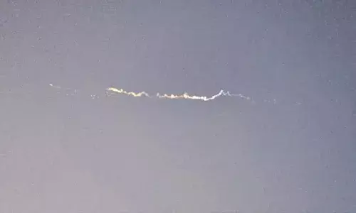 യെമനില്‍ നിന്നും ഇസ്രയേലിലേക്ക് മിസൈലാക്രമണം നടത്തി ഹൂത്തികള്‍; മധ്യ ഇസ്രയേലിലും ജറുസലേമിലും അപായ സൈറണുകള്‍;  പ്രതിരോധ സംവിധാനം മിസൈല്‍ തകര്‍ത്തതായി ഇസ്രയേല്‍ സൈന്യം