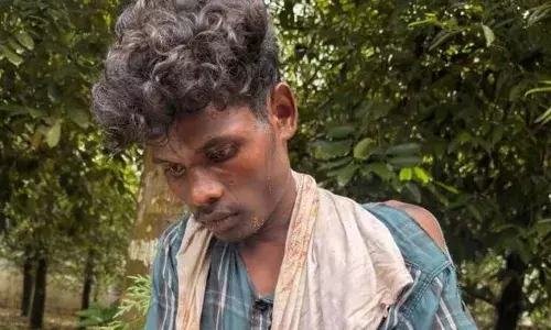 പട്ടാപ്പകല്‍ യുവതിയെ പീഡിപ്പിക്കാൻ ശ്രമം; അതിക്രമം കടയില്‍നിന്ന് സാധനങ്ങള്‍ വാങ്ങി വീട്ടിലേക്ക് മടങ്ങവേ; യുവതിക്ക് രക്ഷകനായത് ബൈക്ക് യാത്രികൻ; ഒഡിഷ സ്വദേശി പിടിയിൽ