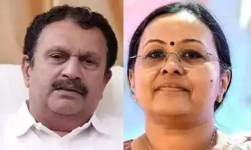 ആരോഗ്യ മന്ത്രി നടത്തുന്നത് നാണവും മാനവുമില്ലാത്ത വാചക കസർത്ത്; രാജി വെച്ച് വാർത്ത വായിക്കാൻ പോകണം; ആരോഗ്യ വകുപ്പ് വെന്റിലേറ്ററിൽ അല്ല, മോർച്ചറയിലാണ്; വീണാ ജോർജിനെതിരെ രൂക്ഷ വിമർശനുമായി കോൺഗ്രസ് നേതാവ് കെ മുരളീധരൻ