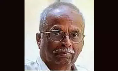 റോഡിലെ കുഴിയില്‍ സ്‌കൂട്ടര്‍ വീണ് ഗുരുതരമായി പരുക്കേറ്റു; ചികിത്സയിലായിരുന്ന ചിറക്കല്‍ പഞ്ചായത്തംഗം മരിച്ചു