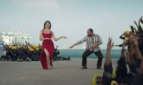 അണ്ണൻ ഒരേ പൊളി..; താര സുന്ദരി പൂജ ഹെ​ഗ്ഡെയെ സൈഡാക്കി സൗബിന്റെ പ്രകടനം; കൂലിയിലെ പുതിയ ഗാനമെത്തി; കയ്യടിച്ച് ആരാധകർ