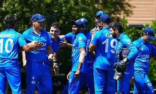 ഫുട്ബോളിന് പിന്നാലെ ക്രിക്കറ്റിലും ചരിത്രമെഴുതി ഇറ്റലി! ആദ്യമായി കുട്ടിക്രിക്കറ്റിന്റെ ലോകകപ്പിന് യോഗ്യത നേടി; 2026 ടി 20 ലോകകപ്പിന് യോഗ്യത നേടിയത് മികച്ച റണ്‍റേറ്റിന്റെ പിന്‍ബത്തില്‍; നെതര്‍ലാന്റ്സും ലോകകപ്പിന്