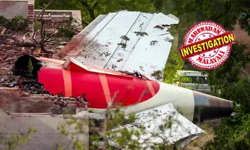 അഹമ്മദാബാദ് വിമാന ദുരന്തത്തിന് പിന്നില്‍ വന്‍ ദുരൂഹത; വിമാനത്തിന്റെ എന്‍ജിന്‍ ഫ്യൂവല്‍ സ്വിച്ചുകള്‍ ഓഫായിരുന്നു; എന്തിനാണ് ഇന്ധന സ്വിച്ച് ഓഫ് ആക്കിയതെന്ന് ഒരു പൈലറ്റ് സഹപൈലറ്റിനോട് ചോദിച്ചു, താനല്ലെന്ന് മറുപടിയും; കോക്പിറ്റിലെ സംഭാഷണങ്ങളും ലഭിച്ചു;  പ്രഥമിക റിപ്പോര്‍ട്ട് പുറത്തുവരുമ്പോള്‍ വിമാന ദുരന്തത്തില്‍ ഉയരുന്നത് അടിമുടി ദുരൂഹത