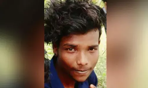 ടിപ്പര്‍ ലോറിയുടെ ഡംപ് ബോക്‌സിന് അടിയില്‍പ്പെട്ടു; കൊച്ചിയില്‍ യുവാവിന് ദാരുണാന്ത്യം