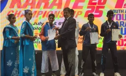 സൗത്ത് ഏഷ്യന് കരാട്ടെ ചാമ്പ്യന്ഷിപ്പില് ഇന്ത്യക്ക് വേണ്ടി സില്വര് മെഡല് നേടി ആല്വിന് തോമസ് സൗത്ത് ഏഷ്യന് കരാട്ടെ ചാമ്പ്യന്ഷിപ്പില് ഇന്ത്യക്ക് വേണ്ടി സില്വര് മെഡല് നേടി ആല്വിന് തോമസ്