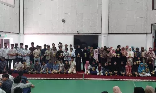 ശാന്തിനികേതന് അല് മദ്രസ ഉന്നത വിജയികളെ ആദരിച്ചു ശാന്തിനികേതന് അല് മദ്രസ ഉന്നത വിജയികളെ ആദരിച്ചു