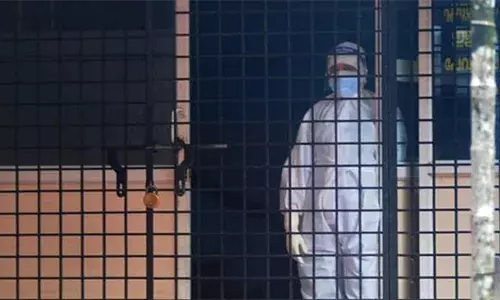 സംസ്ഥാനത്ത് വീണ്ടും നിപ മരണം; കനത്ത ജാഗ്രതയില്‍ ആരോഗ്യവകുപ്പ്; മരിച്ച് 58കാരന്റെ വീടിന് 3 കിമീ ചുറ്റളവില്‍ പ്രവേശന നിയന്ത്രണം; സമ്പര്‍ക്കത്തില്‍ വന്നവര്‍ ക്വാറന്റൈനില്‍ പോകണം