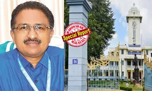 സസ്‌പെന്‍ഡ് ചെയ്യപ്പെട്ട രജിസ്ട്രാറുടെ നിയമനം തന്നെ ചട്ടവിരുദ്ധം; സ്വകാര്യ കോളേജിലെ അദ്ധ്യാപകനായ ഡോ.കെ.എസ്. അനില്‍കുമാര്‍ രജിസ്ട്രാറായി തുടരുന്നത് ഡെപ്യൂട്ടേഷന്‍ വ്യവസ്ഥയില്‍; പദവിയില്‍ നിന്ന് ഉടന്‍ നീക്കം ചെയ്യണമെന്ന് ആവശ്യപ്പെട്ട് ഗവര്‍ണര്‍ക്ക് നിവേദനം