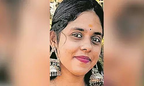 നവവധു തൂങ്ങി മരിച്ചത് ഭര്‍ത്താവുമൊത്ത് സ്വന്തം വീട്ടിലെത്തിയതിന് പിന്നാലെ; നേഹയും രഞ്ജിത്തും വിവാഹിതരായിട്ട് ആറു മാസം മാത്രം: എല്‍എല്‍ബി വിദ്യാര്‍ത്ഥിനിയായ 22കാരിയുടെ മരണ കാരണം തേടി പോലിസ്