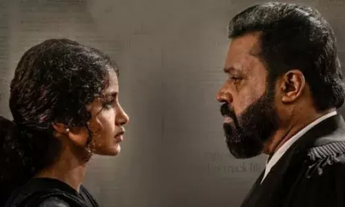 അവളുടെ ശബ്‌ദമാണ് ഇനി മുഴങ്ങേണ്ടത്; സുരേഷ് ഗോപി ചിത്രത്തിന്റെ ബുക്കിം​ഗ് നാളെ മുതൽ; ട്രെൻഡിംഗായി ജാനകി വി വേഴ്സസ് സ്റ്റേറ്റ് ഓഫ് കേരളയുടെ ട്രെയ്‌ലർ