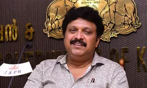 അനിശ്ചിതകാല സ്വകാര്യ ബസ് സമരം; സ്വകാര്യ ബസുടമകളുമായി ചര്‍ച്ച ഇന്ന്; ഗതാഗത മന്ത്രിയുടെ ഓഫീസിൽ ചര്‍ച്ച നടക്കും