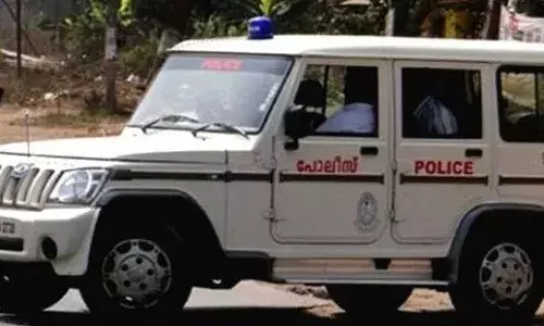 സ്വകാര്യ ആശുപത്രിയിൽ വെച്ച് മരിച്ച വയോധികയുടെ സ്വർണവള കാണാനില്ലെന്ന് പരാതി; കേസെടുത്ത് പോലീസ്; ആശുപത്രിയിലെ സിസിടിവി ദൃശ്യങ്ങൾ പരിശോധിച്ചു; സംഭവം ആലപ്പുഴയിൽ