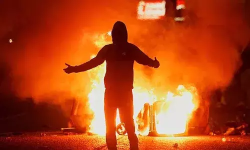 സ്‌കൂള്‍ വിദ്യാര്‍ത്ഥിയെ ബലാത്സംഗം ചെയ്ത് റൊമേനിയന്‍ കൗമാരക്കാര്‍; മുഖ്യപ്രതി പ്രായപൂര്‍ത്തിയാകാത്ത ഒരാള്‍