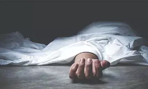 കോട്ടയത്ത് യുവ ഡോക്ടര്‍ കിടപ്പുമുറിയില്‍ ജീവനൊടുക്കിയ നിലയില്‍; മരിച്ചത്  സര്‍ജറി വിഭാഗം അസിസ്റ്റന്റ് പ്രൊഫസര്‍ ജൂബില്‍