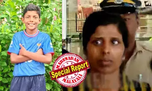 കൊല്ലത്തെ വിദ്യാര്‍ഥിയുടെ മരണം: കുവൈത്തില്‍ നിന്നും ഉലഞ്ഞ മനസ്സുമായി മിഥുന്റെ അമ്മയെത്തി; ഇളയ മകനെ ചേര്‍ത്ത് പൊട്ടിക്കരഞ്ഞ് സുജ; മിഥുന്റെ മൃതദേഹം തേവലക്കര സ്‌കൂളില്‍ പൊതുദര്‍ശനത്തിന് വെക്കും; സ്‌കൂള്‍ ഫുട്‌ബോള്‍ ടീമിലെ അംഗമായ മിഥുനെ ഓര്‍ത്ത് സങ്കടപ്പെട്ട് സഹപാഠികളും